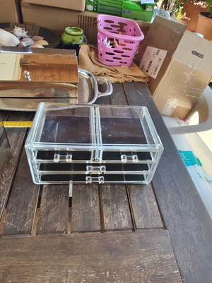 Jewelry box like new, white, spacious with 4 drawers
