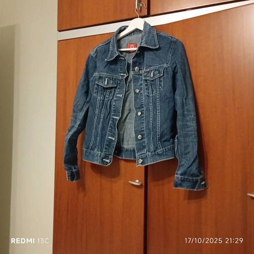 Denim jacket used, modern slim fit, blue