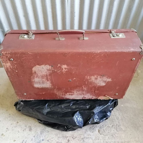 Vintage suitcase used, 70 x 40 x 19 cm, good condition