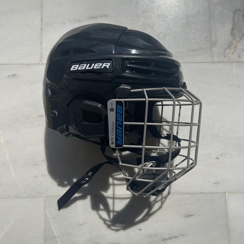 Ice hockey equipment used, full set