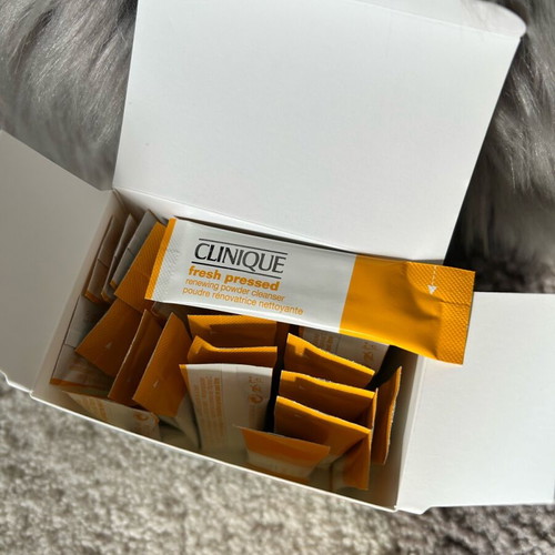 Clinique Fresh Pressed Powder Cleanser new with Vitamin C