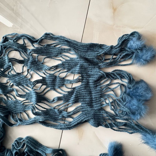 Scarf like new blue