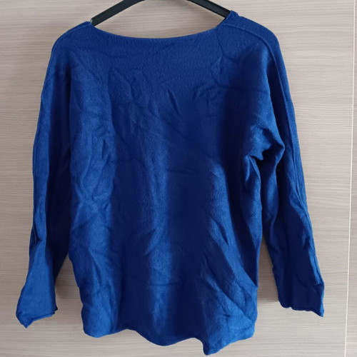 Women's sweater like new, blue, sizes S and M