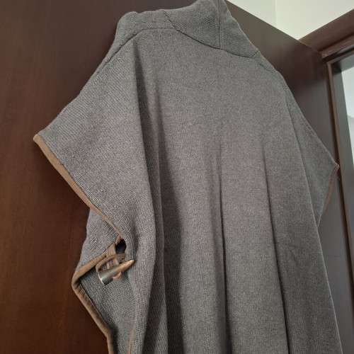 Massimo Dutti poncho size S wool cashmere blend like new, grey with brown details