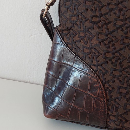 DKNY crossbody bag used, leather and fabric, medium size, brown
