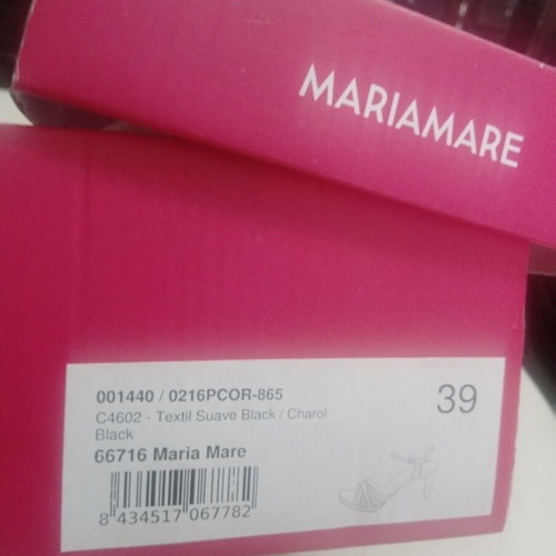 MariaMare leather sandals size 39 like new