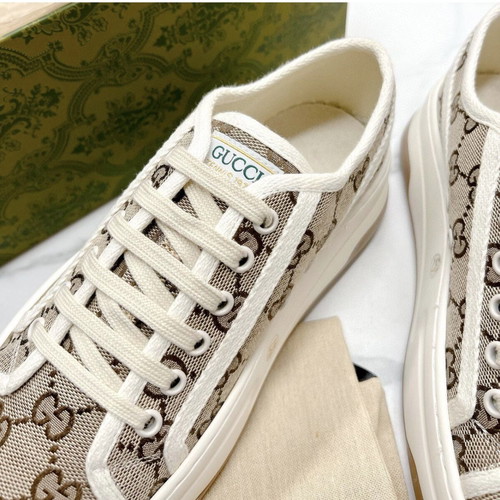 Gucci sports shoes, size 37, brown