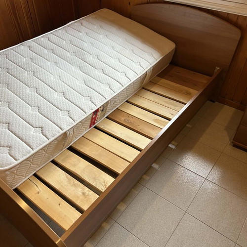 2 Single Beds With Mattresses Like New