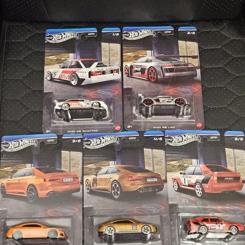 Hot Wheels Silver Series Audi 5-Pack Collection with Chase '84 Audi Quattro Sport