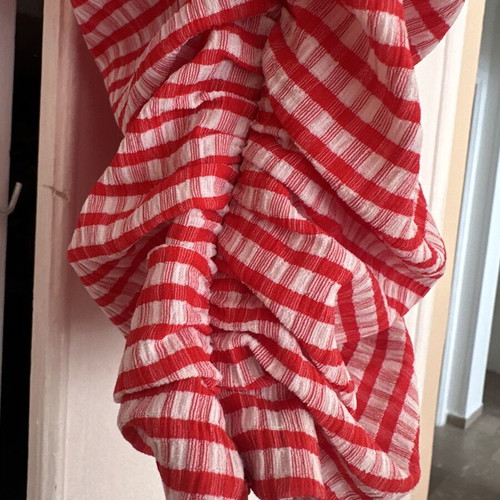 Checked blouse Mango like new, size S, white and red