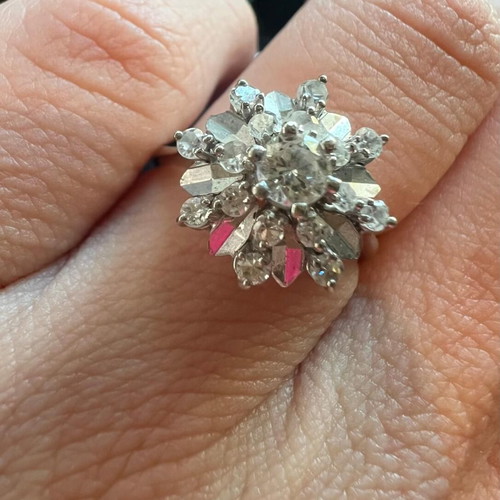 18K White Gold Ring Used with 0.58 Carat Diamonds