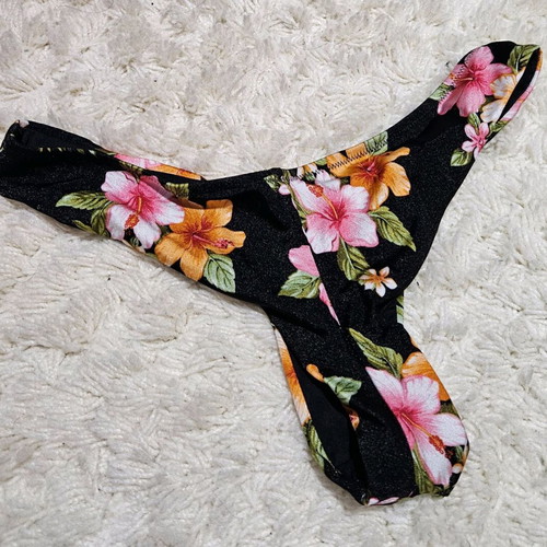 Calzedonia colorful Brazil bikini bottom like new