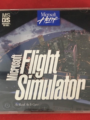 Microsoft Flight Simulator употребяван, в отлично състояние, PC