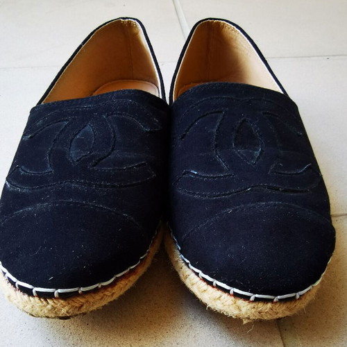 Chanel women's black ballerinas like new, size 36