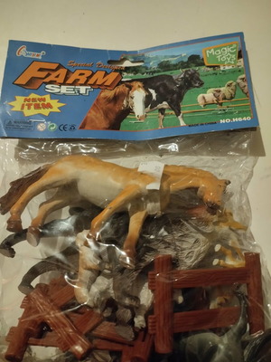 Farm set animals new in sealed bag