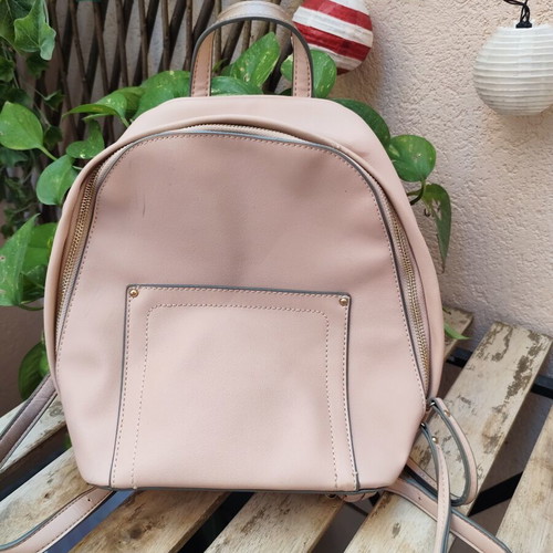 Accessorize backpack used, pink