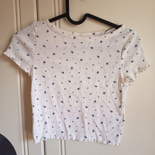 H&M Kids' T-shirt like new, white and blue, sizes XS-M