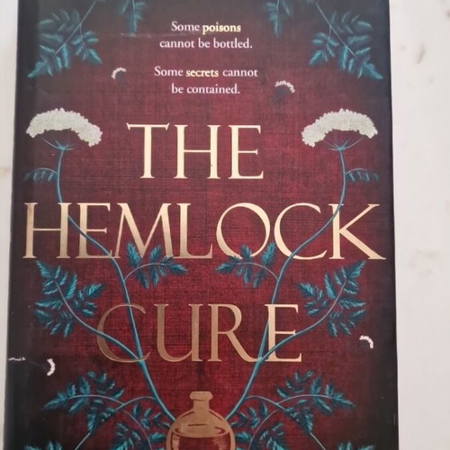 The Hemlock Cure hardcover book like new, English