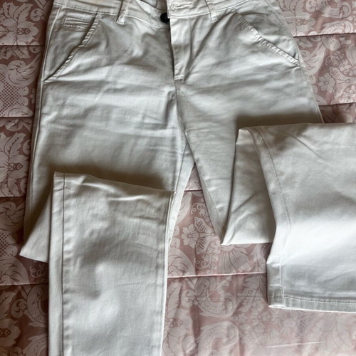 White chino pants used with label defect, size M