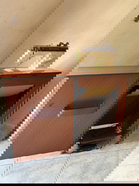 Ραπτομηχανή singer 270C Bobila Magica