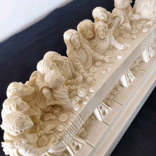 Last Supper alabaster figurine Jesus and 12 apostles