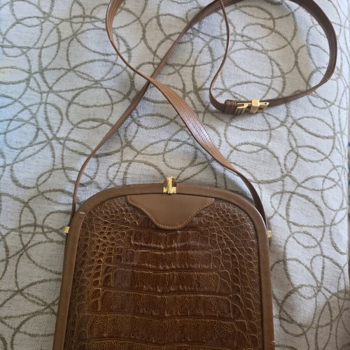 Vintage Almada leather shoulder bag cognac brown from the 80s