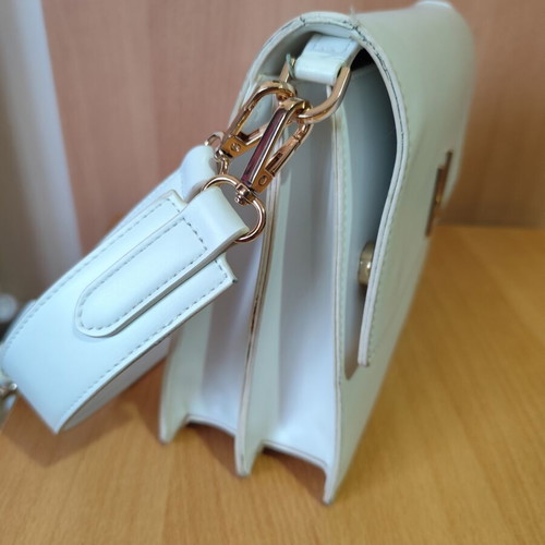 Nolah white shoulder bag used with two straps
