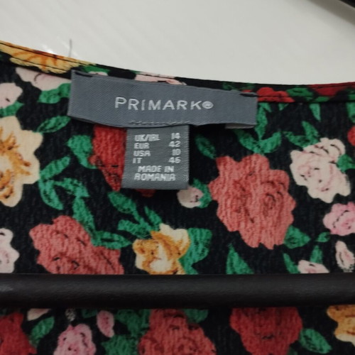 Primark midi floral dress with V neckline and ruching like new