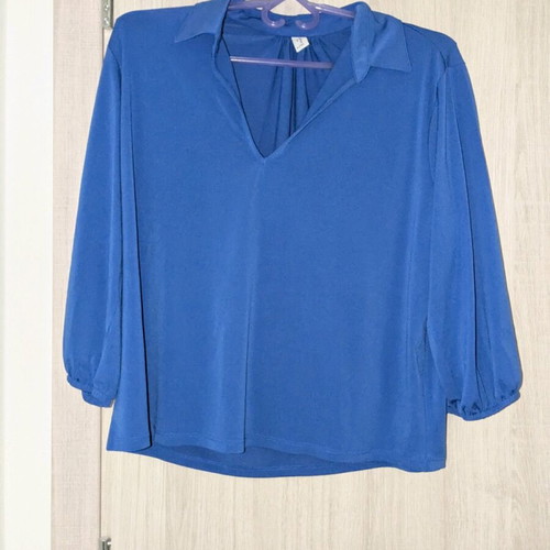 Piazza Italia blouse with 3/4 sleeve, like new, blue