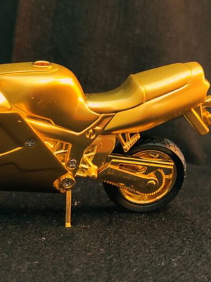 Metal table lighter rare like new, motorcycle decorative item