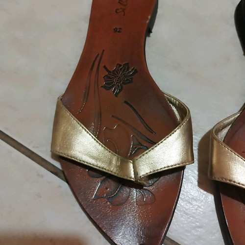 Leather gold slippers like new, size 36
