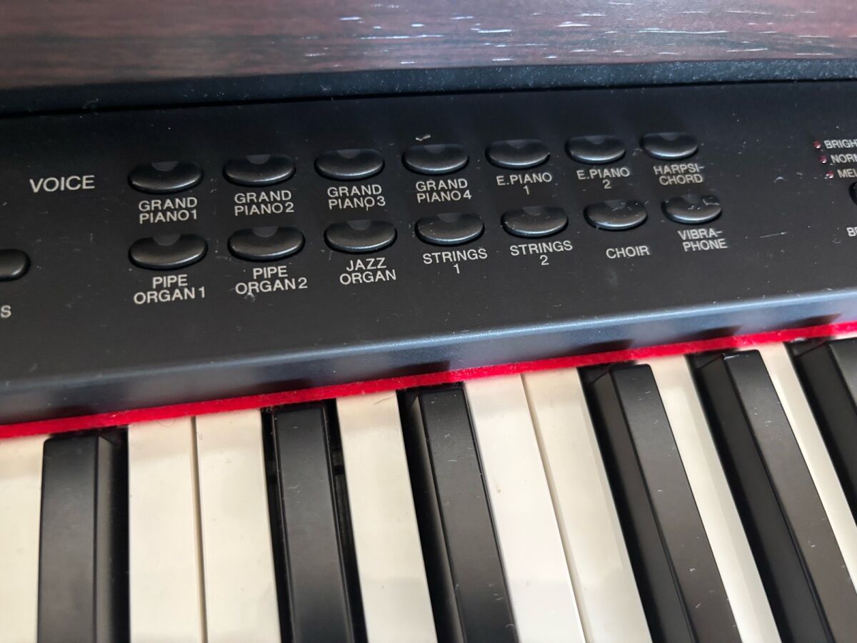 Yamaha Clavinova CLP-430 digital piano… - € 890,00 - Vendora.cy