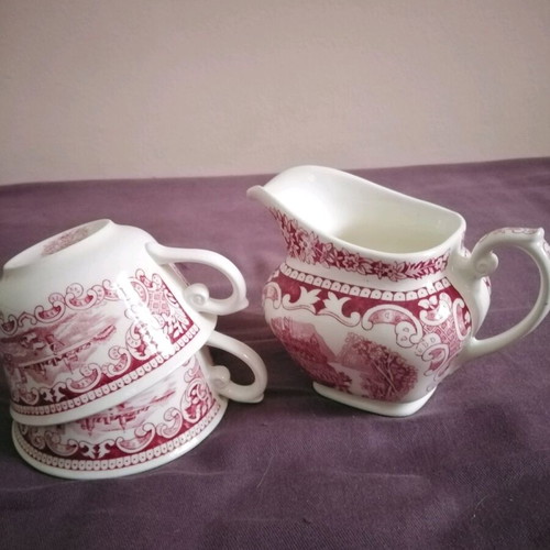 Old England Cambridge antique collectible milk jug and two teacups used