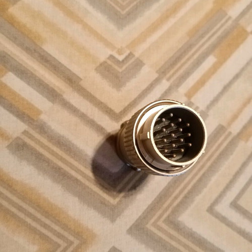 Circular connector 16 contacts M26 male plug like new