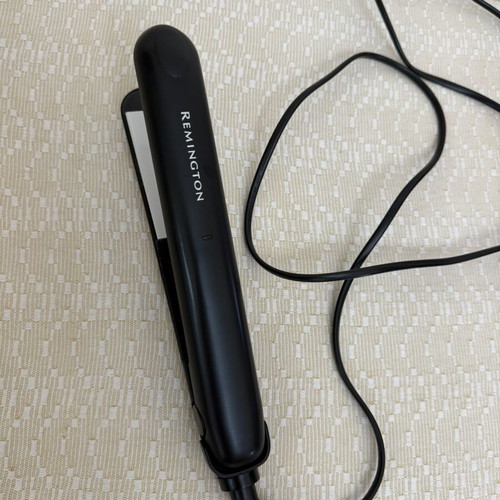 Remington hair straightener model CS-2001