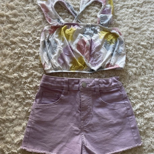 Benetton girls set like new, purple denim shorts with crop top 6-7 years