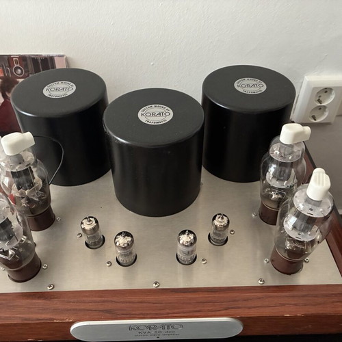 Preamp and amplifier like new