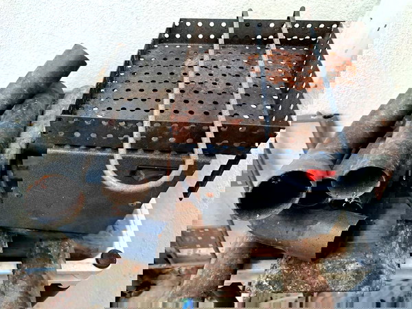 aerothermo tzakioume moter, michanismo ke solines