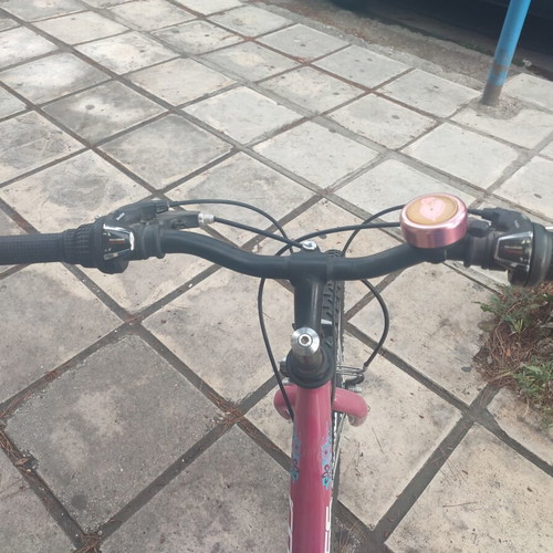 Mountain Bike 24 Inch Red Like New, Kids 8-11 Years
