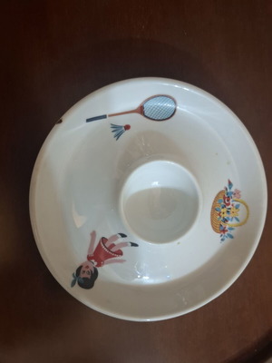 Hutschenreuther Novum vintage children's egg cup porcelain