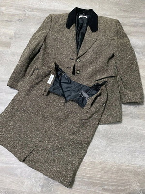 Skirt and jacket set like new, black and brown, size L