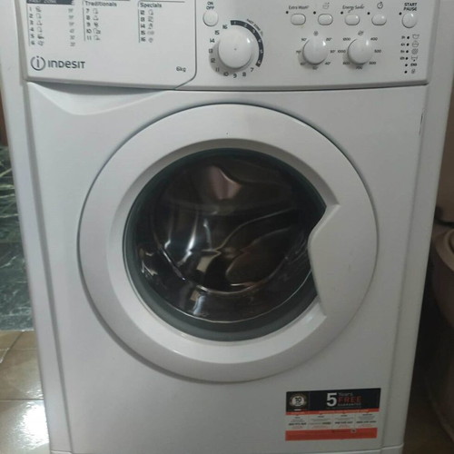 Indesit washing machine 6kg 1200rpm like new