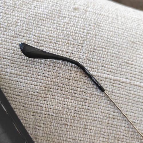 Aviator sunglasses used, mirror lenses, black and silver