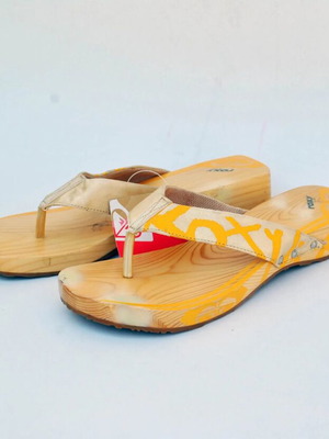 Y2K Roxy ξύλινα παντόφλες με πλατφόρμα EU 40 καινούργιο, μπεζ