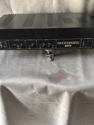 Studiomaster EP3 εξωτερικό τροφοδοτικό rack 2U μεταχειρισμένο