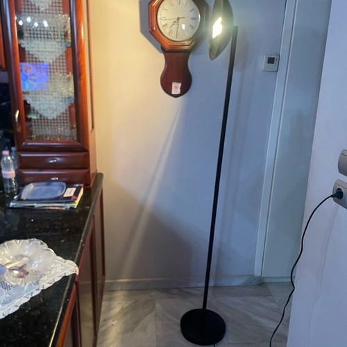 Floor lamp like new, 1.6m height, spotlight style with dimmer