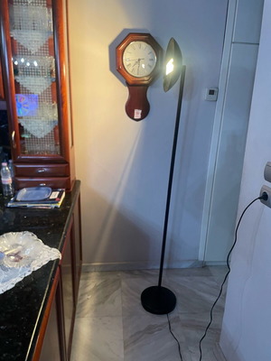 Floor lamp like new, 1.6m height, spotlight style with dimmer