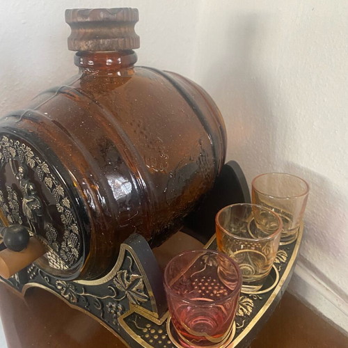 Vintage βαρελάκι με ποτηράκια σαν καινούργιο