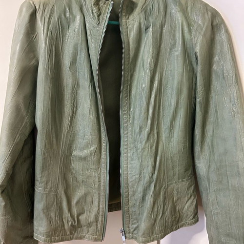 Brand new Leather Jacket in Unique Olive Color! no medium