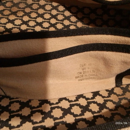 Set of 4 pairs of shoes used, size 39